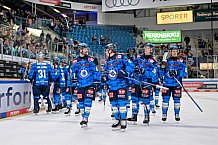 Eishockey, Herren, DEL, Saison 2025-2026, Spiel 21, ERC Ingolstadt - Pinguins Bremerhaven, 23.11.2025