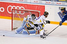 ERC Ingolstadt - Krefeld Pinguine, Eishockey, DEL, Deutsche Eishockey Liga, Spieltag 5, 30.09.2016, Foto: st-foto.de / STRISCH OLIVER