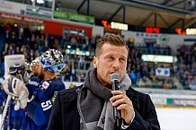 ERC Ingolstadt - Straubing Tigers, Eishockey, DEL, Deutsche Eishockey Liga, Spieltag 29, 22.12.2015, Foto: Oliver Strisch/st-foto.de