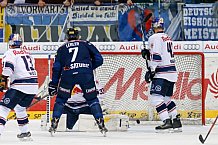ERC Ingolstadt vs EHC Red Bull Muenchen, Eishockey, DEL, Deutsche Eishockey Liga, Spieltag 23, 04.12.2015
