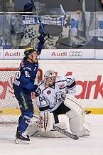 ERC Ingolstadt vs Thomas Sabo Ice Tigers, Eishockey, DEL, Deutsche Eishockey Liga, Spieltag 32, 30.12.2015 Foto: Oliver Strisch / st-foto.de