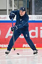 Eishockey, Herren, DEL, Saison 2024-2025, ERC Ingolstadt - Training mit Torwart Christian Heljanko, 28.01.2025