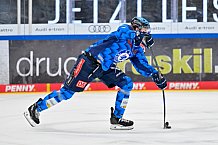 Eishockey, Herren, DEL, Saison 2025-2026, Spiel 29, ERC Ingolstadt - Eisbären Berlin, 18.12.2025
