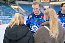 Eishockey, Herren, DEL, Saison 2025-2026, Spiel 21, ERC Ingolstadt - Pinguins Bremerhaven, 23.11.2025