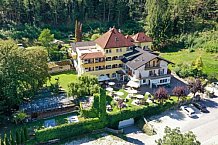 Eishockey, Herren, 6. Vinschgau-Cup, Saison 2022-2023, Drohnenfotos Hotel - Latsch, 25.08.2022