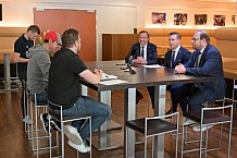 Eishockey, Herren, DEL, Saison 2021-2022, ERC Ingolstadt - Vorstellung Sportdirektor Tim Regan, 22.04.2022