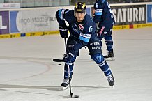 ERC Ingolstadt vs EHC Red Bull Muenchen, Eishockey, DEL, Deutsche Eishockey Liga, 04.12.2015