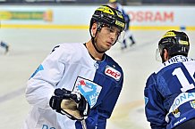 EHC Red Bull Muenchen vs ERC Ingolstadt, Eishockey, DEL, Deutsche Eishockey Liga, Spieltag 28, 16.12.2016