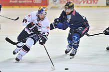 ERC Ingolstadt vs EHC Red Bull Muenchen, Eishockey, DEL, Deutsche Eishockey Liga, 04.12.2015